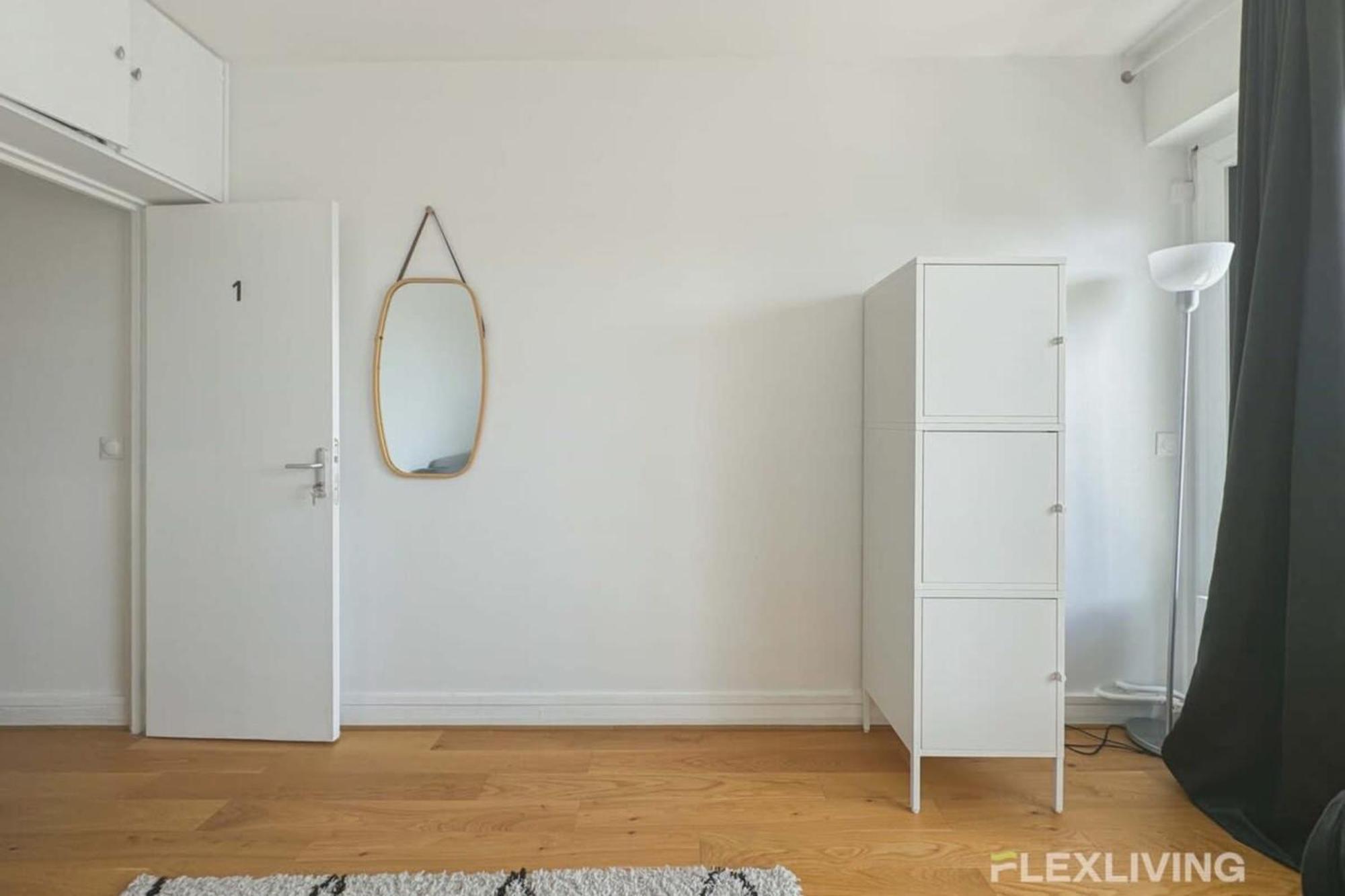 Flexliving - - Saint Amand Holiday home Paris
